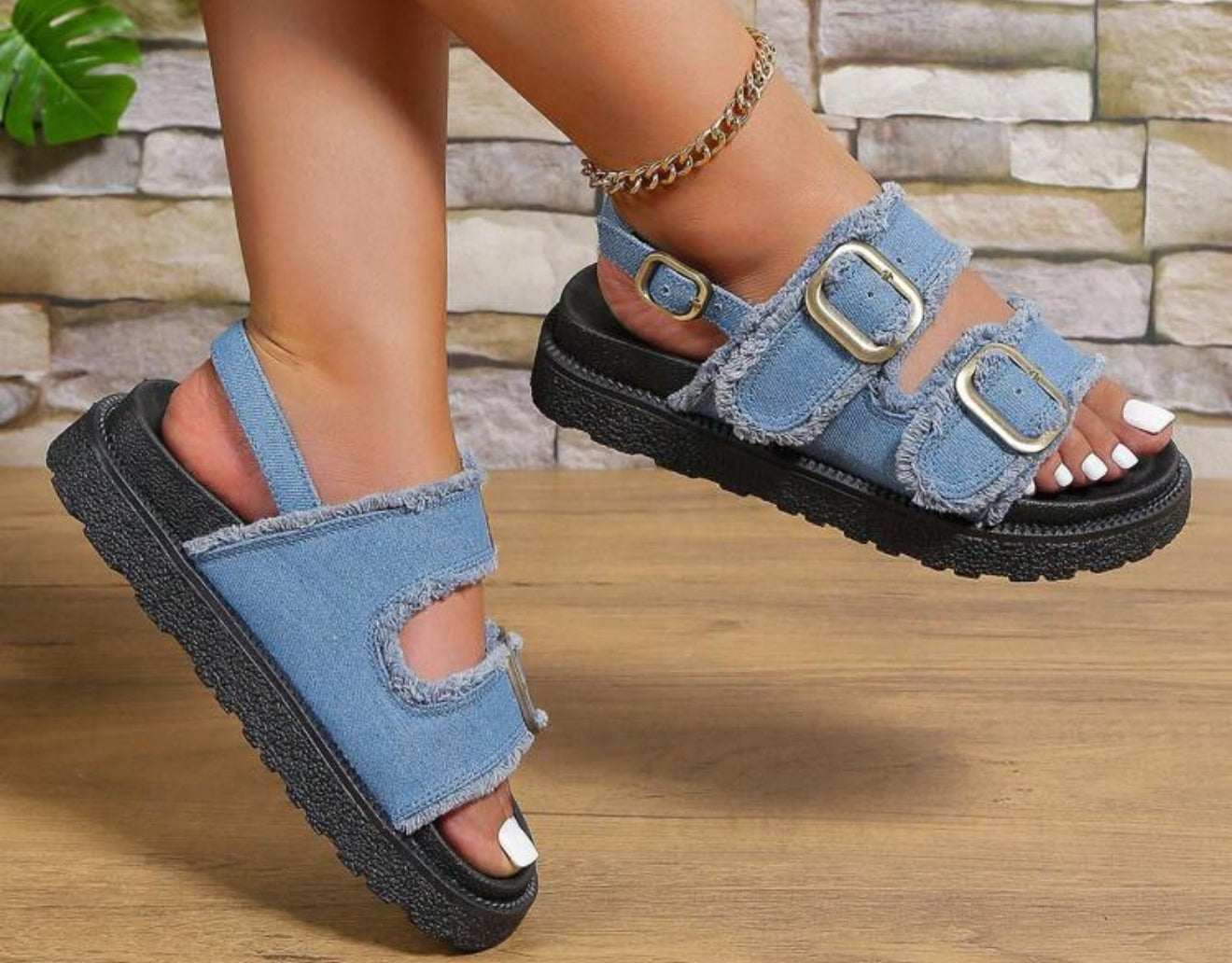 Sandales plates en jean – Style décontracté & tendance