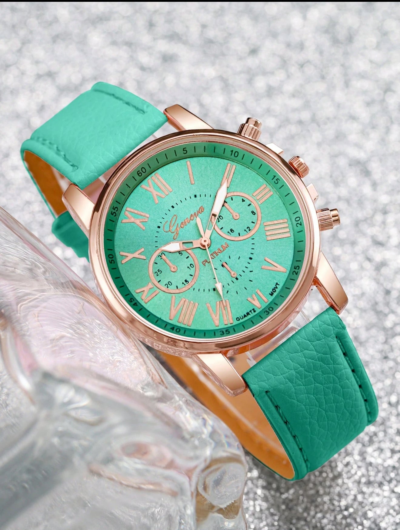 Montres élégantes et colorées