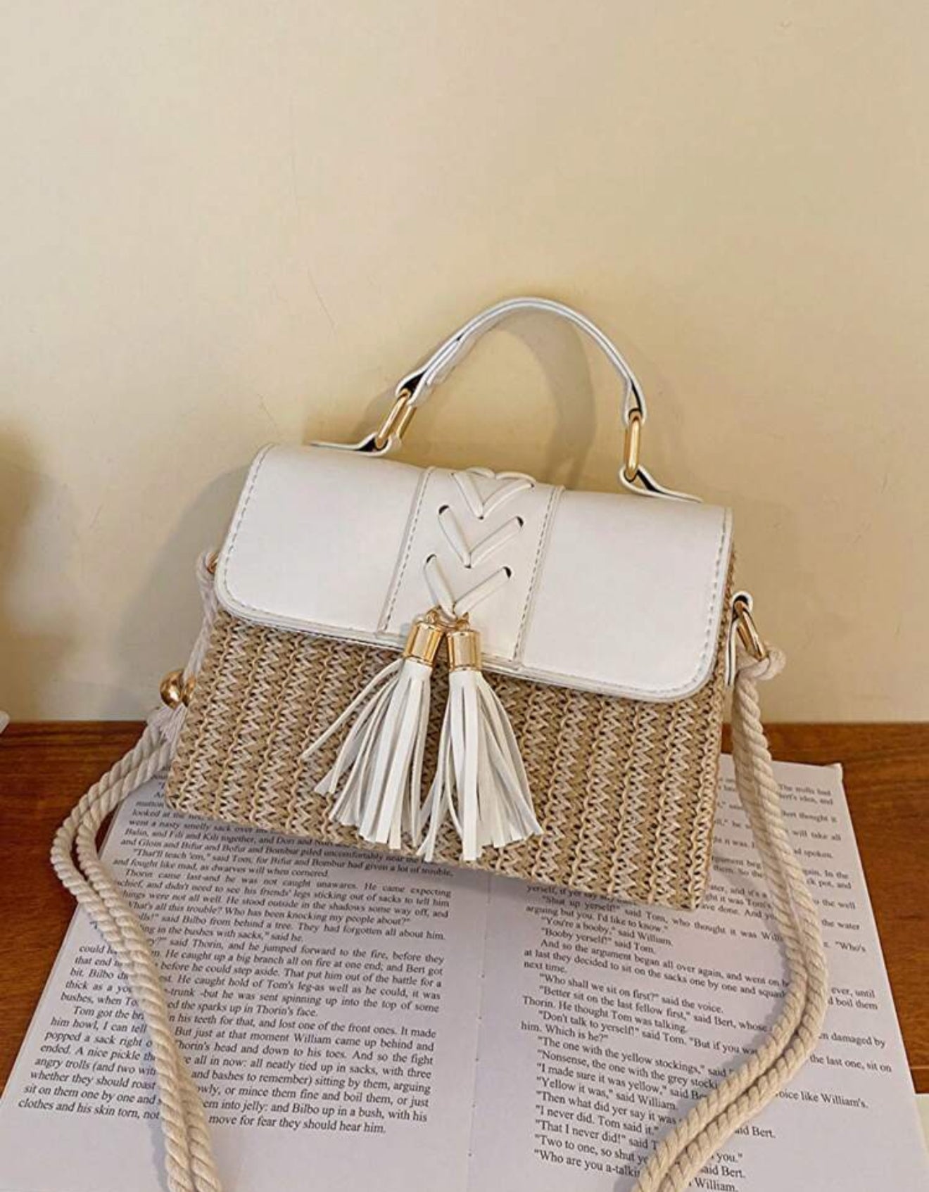 Sac à main tressé avec anse en corde – Chic & Élégant