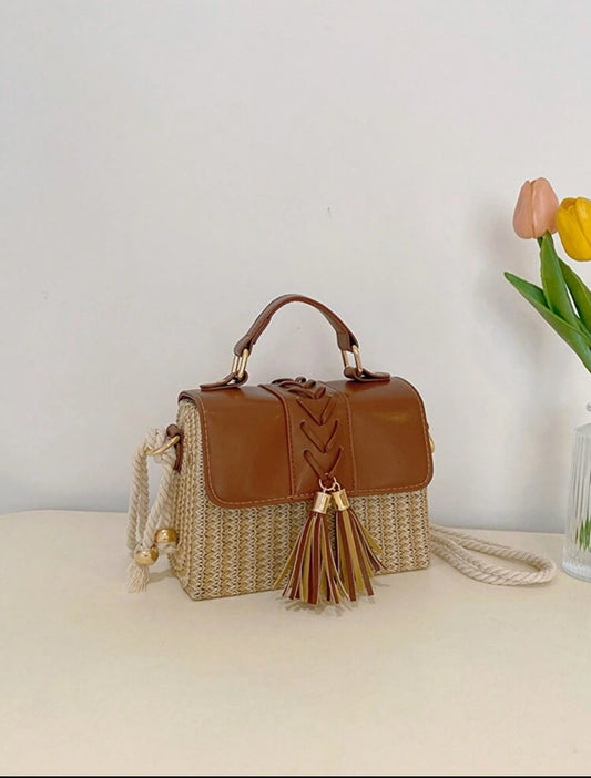 Sac à main tressé avec anse en corde – Chic & Élégant